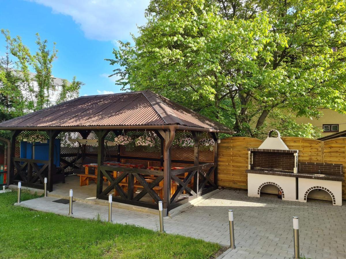 Ramona Hotel Gura Humorului Ngoại thất bức ảnh
