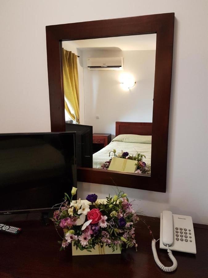 Ramona Hotel Gura Humorului Ngoại thất bức ảnh