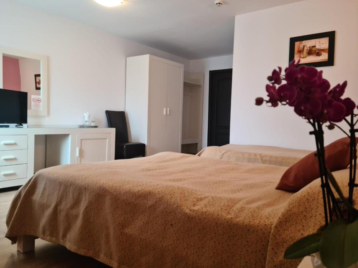 Ramona Hotel Gura Humorului Ngoại thất bức ảnh