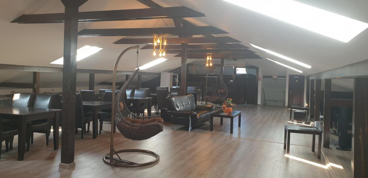 Ramona Hotel Gura Humorului Ngoại thất bức ảnh