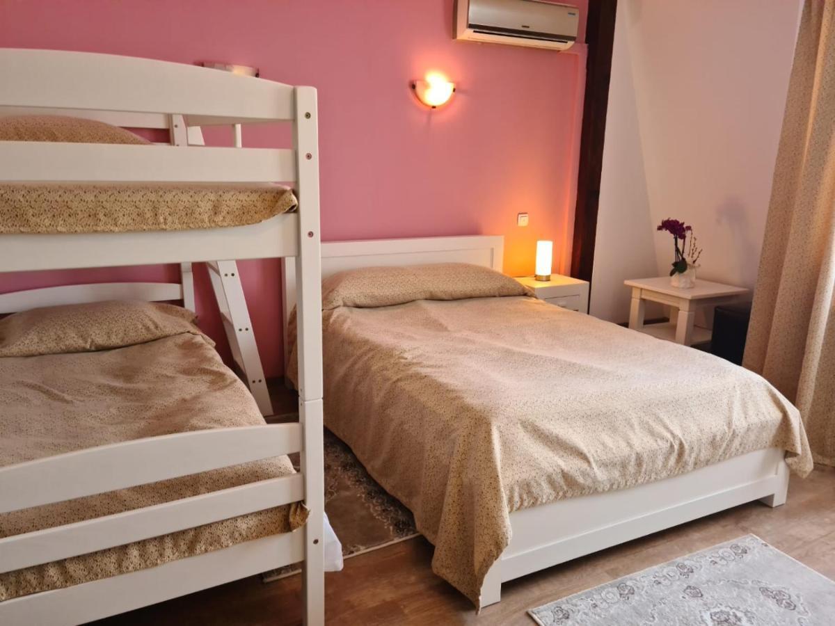 Ramona Hotel Gura Humorului Ngoại thất bức ảnh