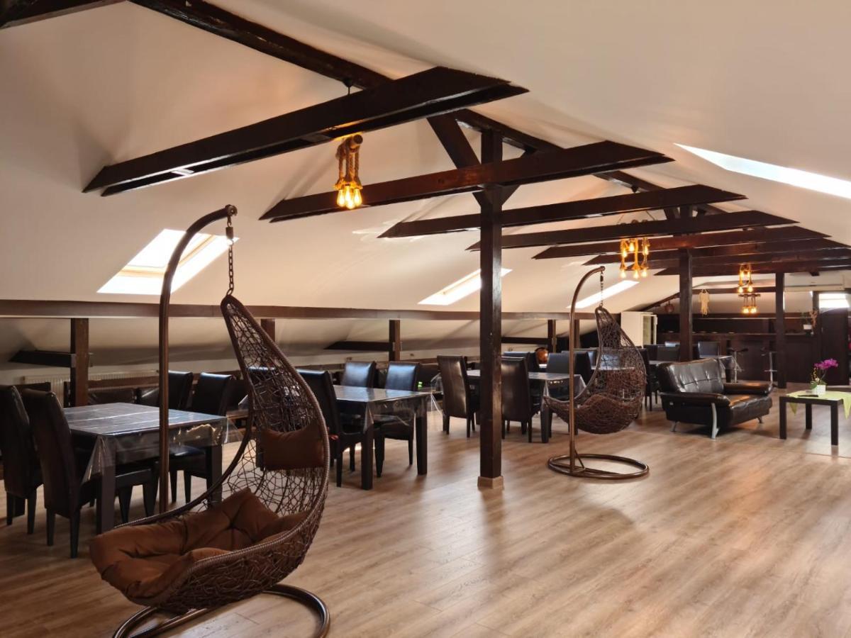 Ramona Hotel Gura Humorului Ngoại thất bức ảnh