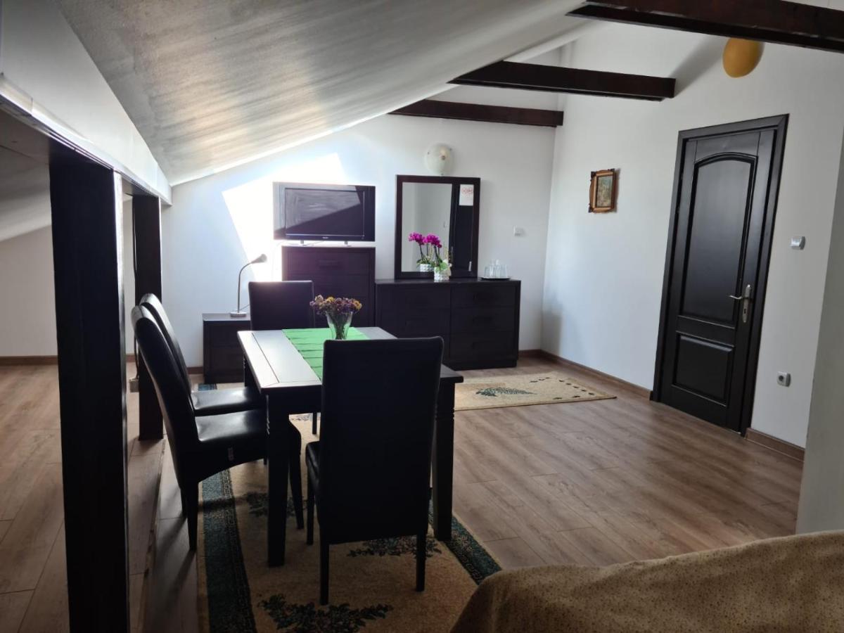 Ramona Hotel Gura Humorului Ngoại thất bức ảnh