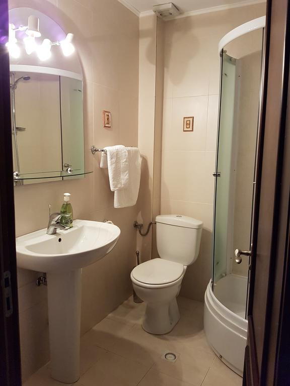 Ramona Hotel Gura Humorului Ngoại thất bức ảnh