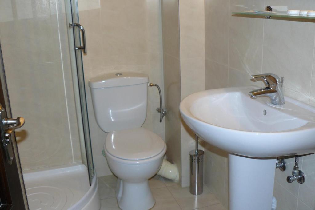 Ramona Hotel Gura Humorului Phòng bức ảnh